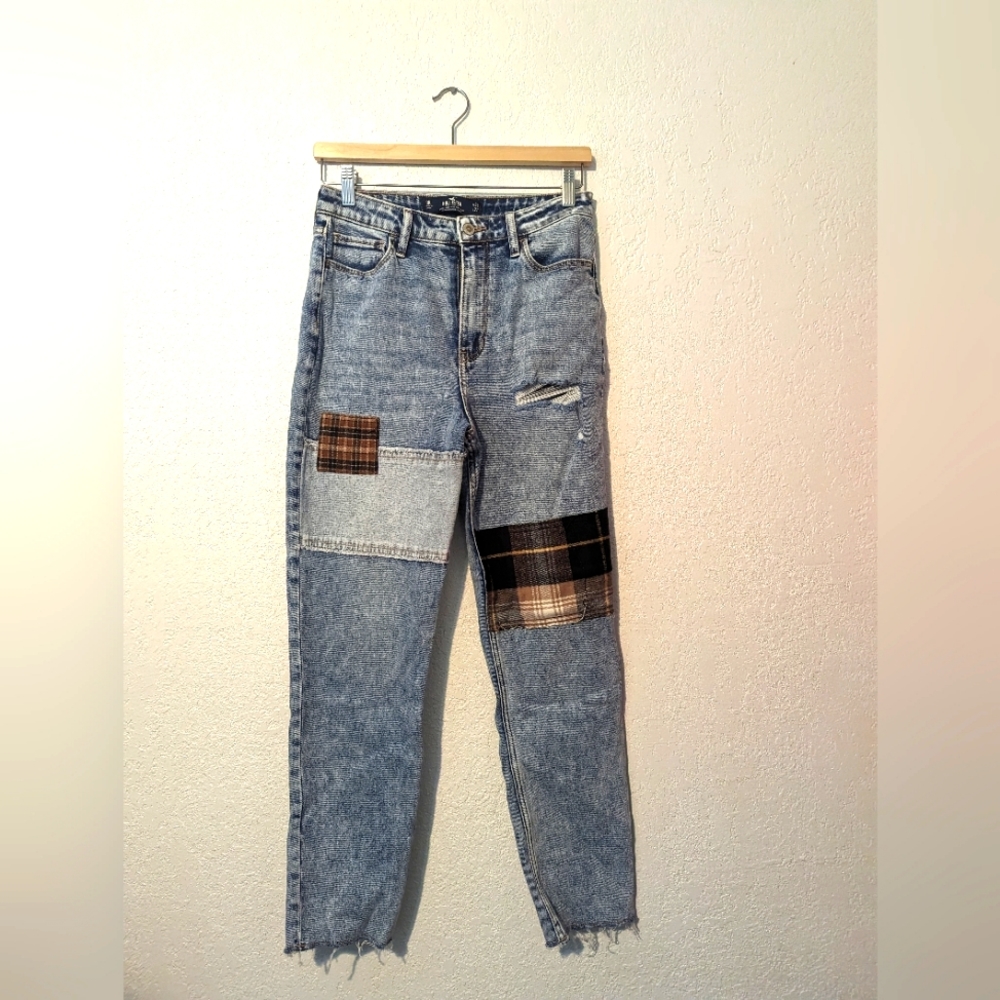 Hollister ultra high rise mom jeans